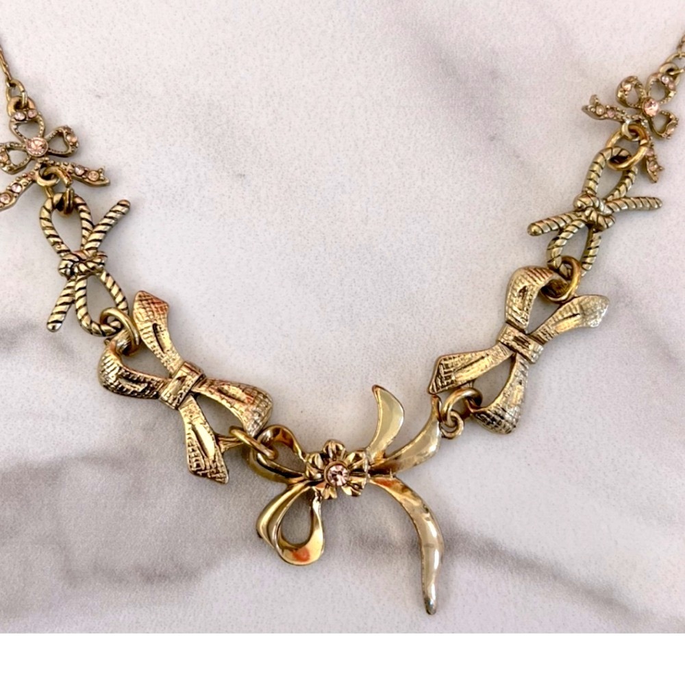 Vintage Gold Bow Rhinestone Necklace